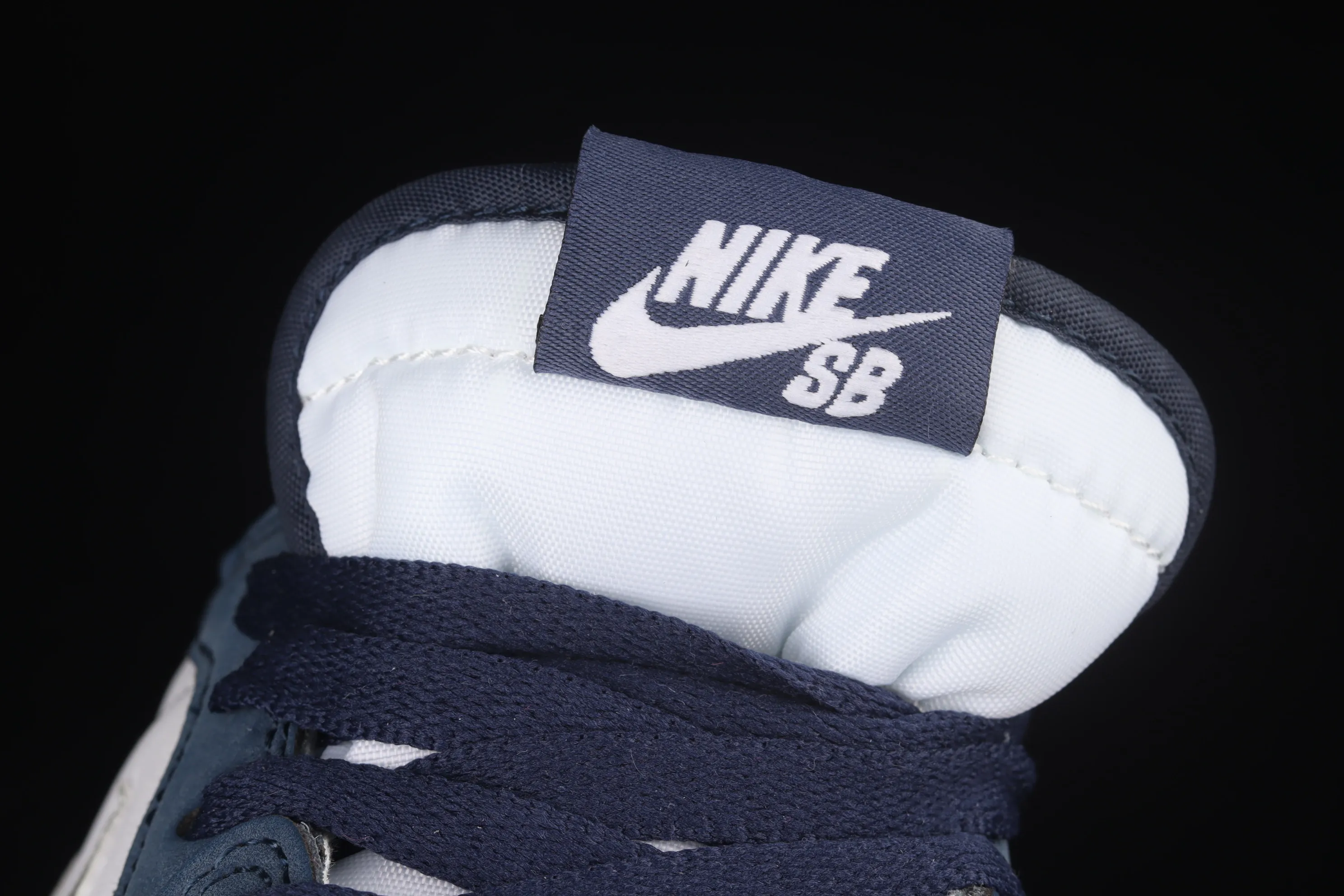 All categories Air Jordan Jordan series basketball shoes Air Jordan 1 Low Nk SB Low x Air Jordan 1 AJ1 Joe 1 low-top cultural and casual sneakers CJ7891-400
